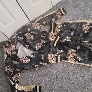 Young men's unique jogging suit